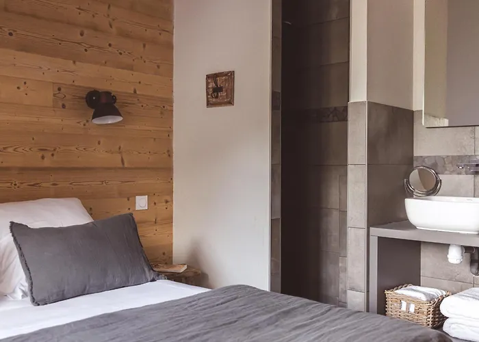 Les Hauts De Saint-lary * 생라리술랑